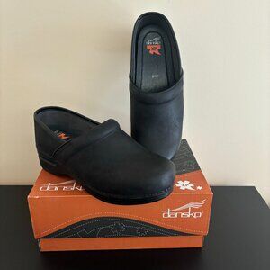 DANSKO Pro XP Clogs in Black Oiled Leather NEW in original box | Size 42 WIDE